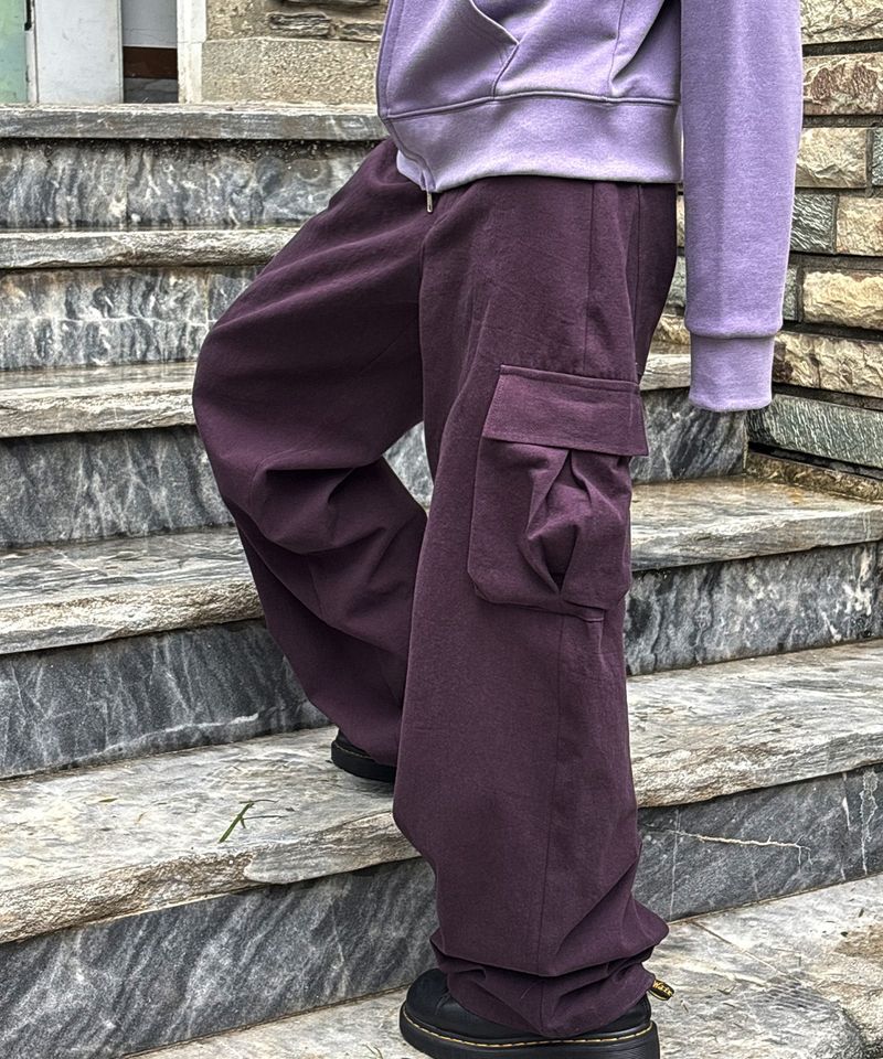 LOW-RISE SIDE POCKET PANTS