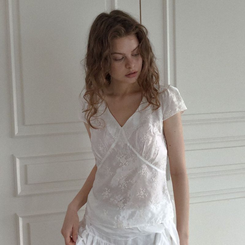 Jacquard floral blouse 