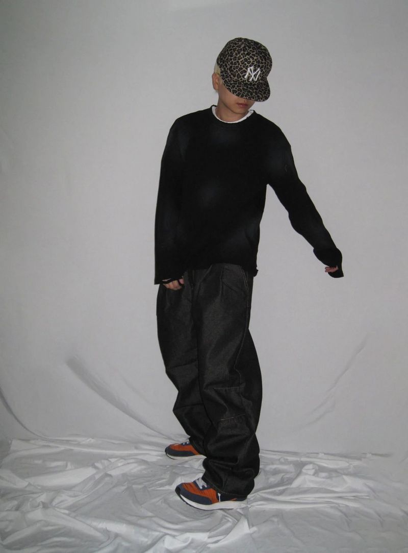 Dirty Damaged Wash Waffle Knit (2 Colors)