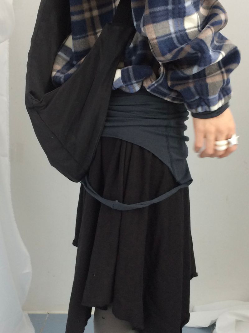 loose fit round sleeve