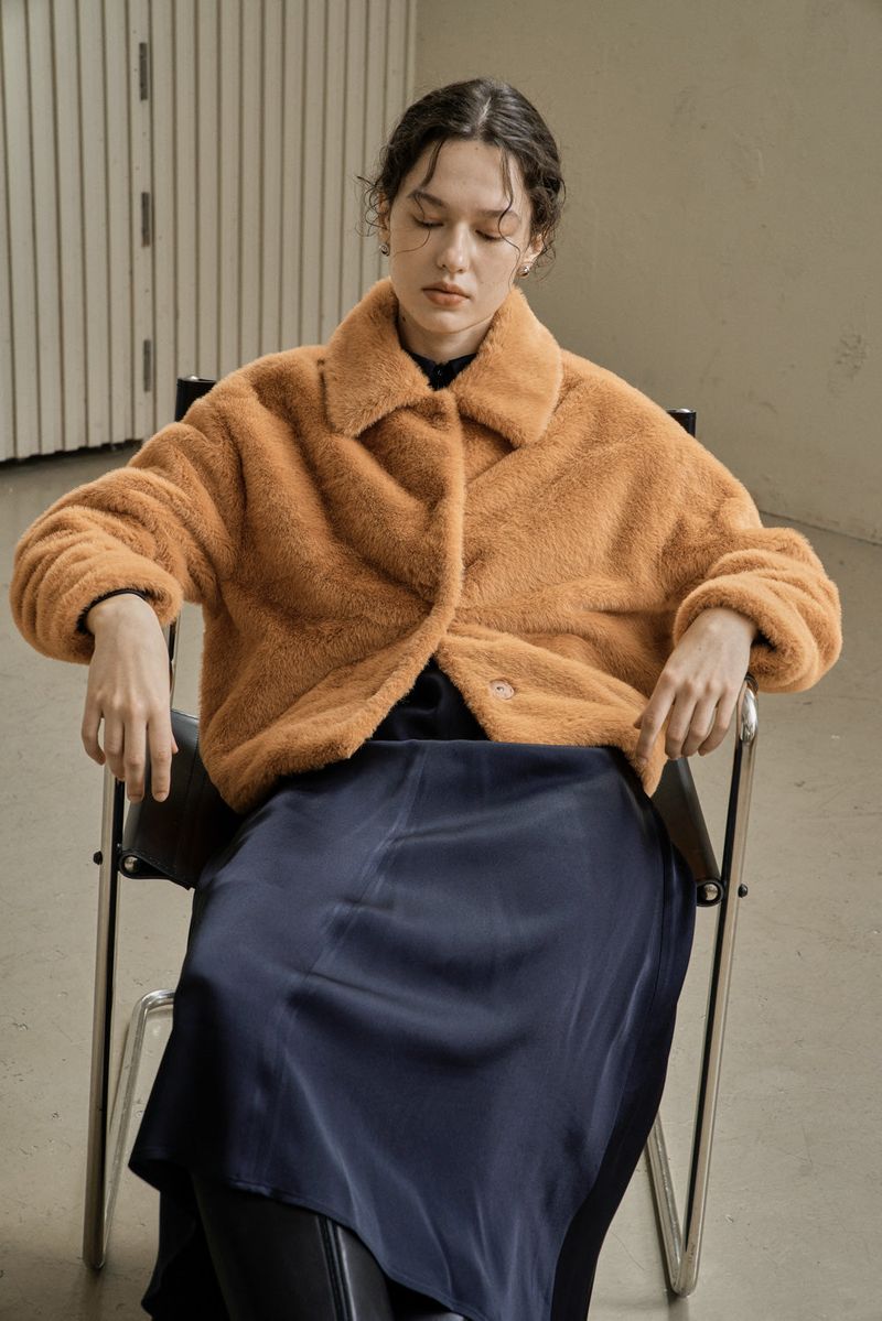 FAKE FUR SHORT COAT_ORANGE