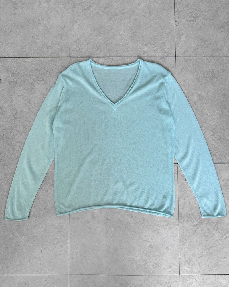 AIRY SUMMER V-NECK KNIT