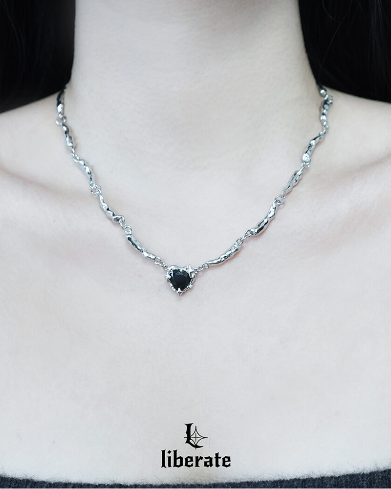 Cubic Black Heart Waterdrop Chain Necklace