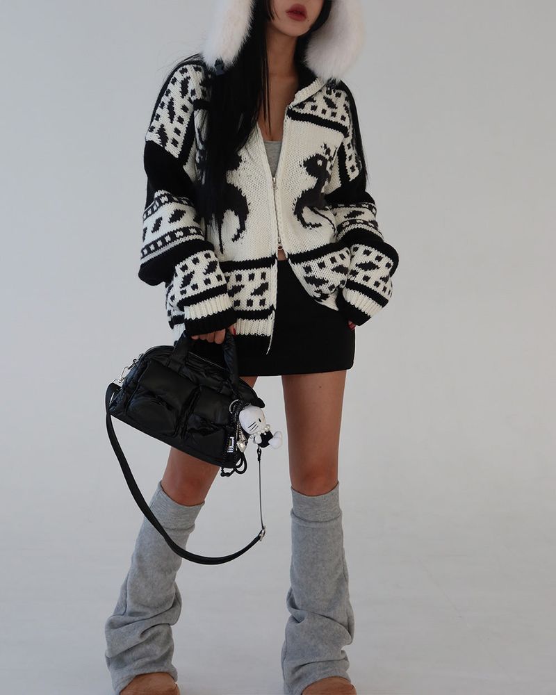 Mink fur earrings Baraklava Truffer hat