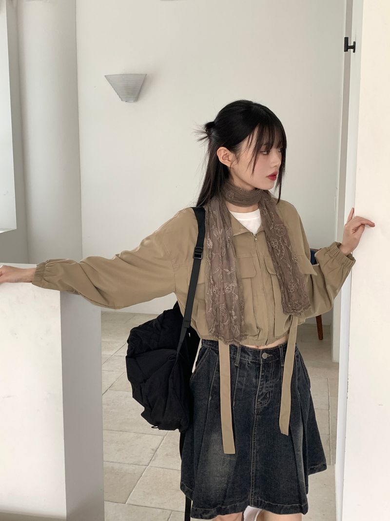 Kuka D-ring strap pocket crop zip-up jacket