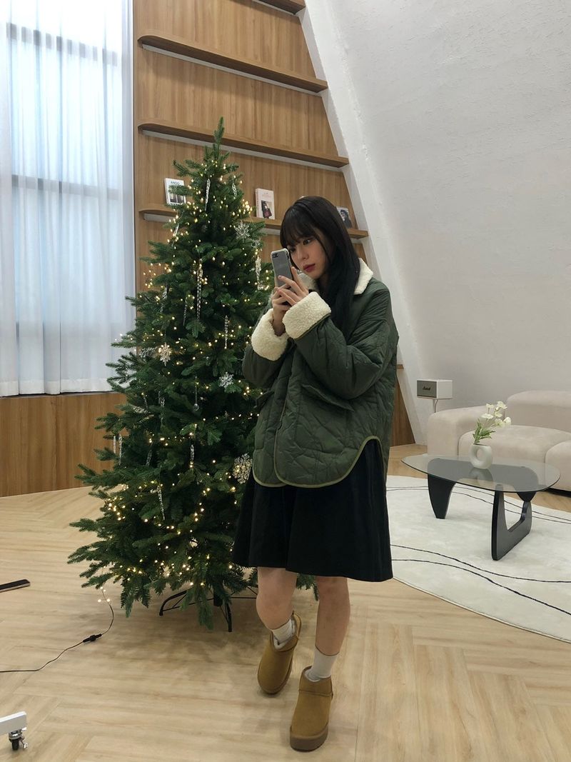Elliot ankle boots