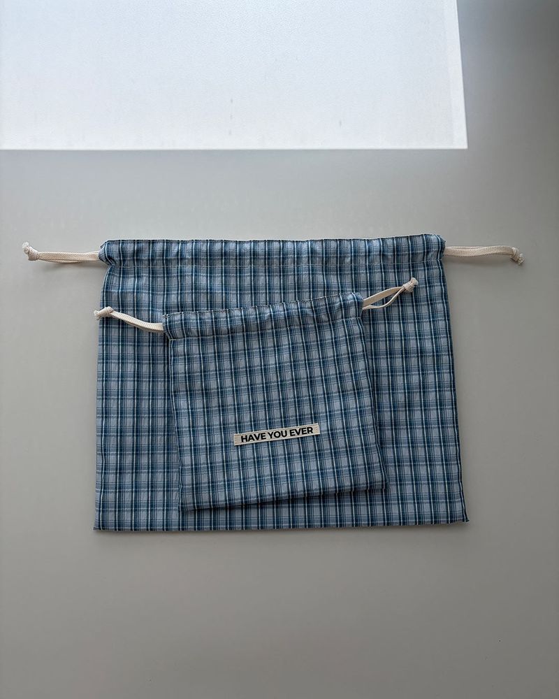 Pattern string pouch - blue check , M size