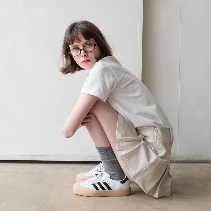 BASIC PLEATS SKIRT (BEIGE)