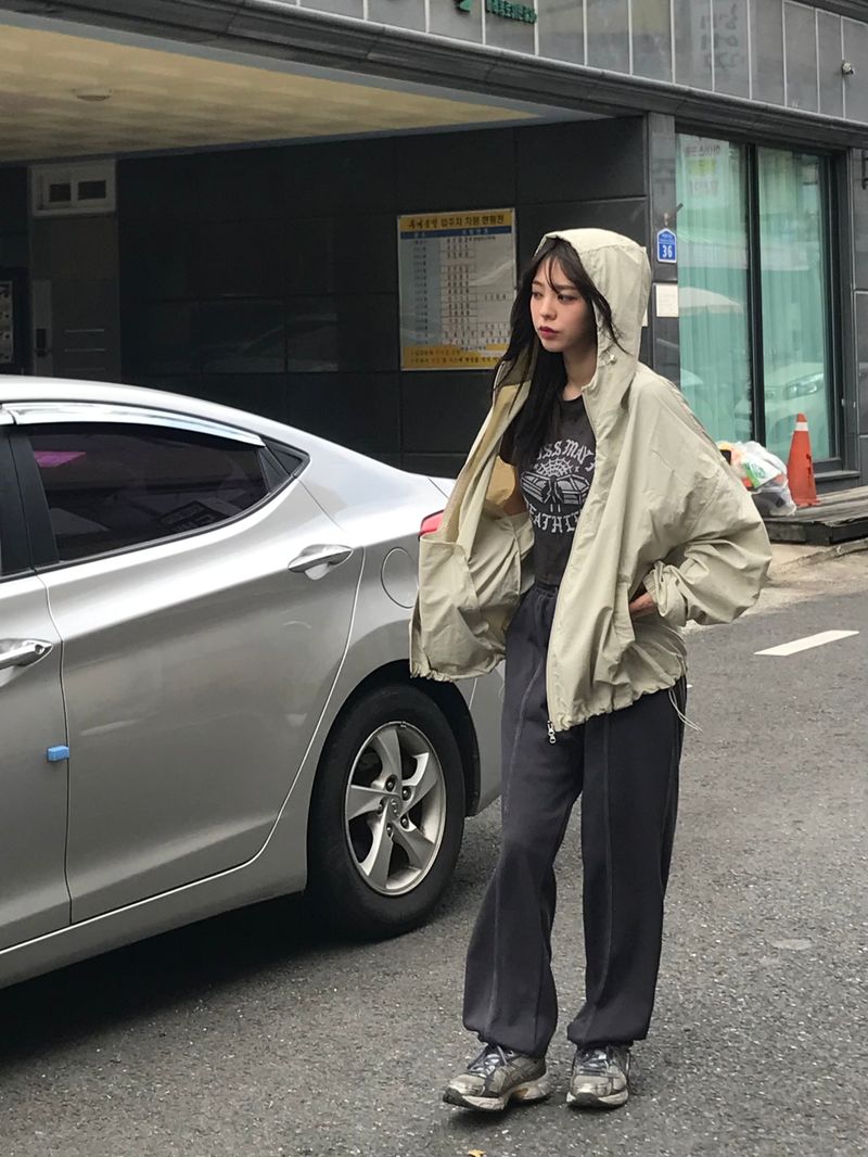 Darwin hood windbreaker