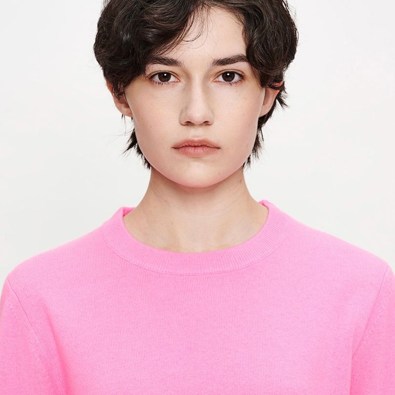 JE NE SAIS QUOI ENSEMBLE（ジュヌセクワアンサンブル）の「エッセンシャルショートプルオーバー ピンク（トップス）」