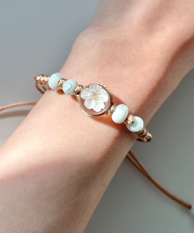 white flower bracelet