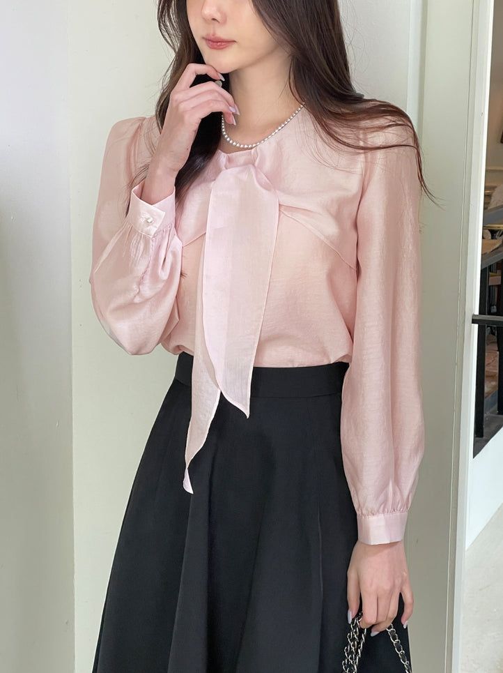 Marron Volume Ribbon Puff Blouse