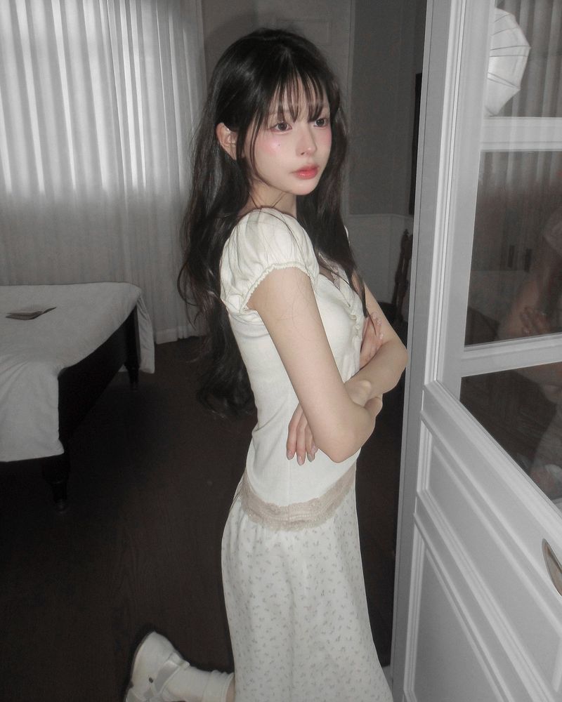 [MADE] Chewing Lace Shirring Tee