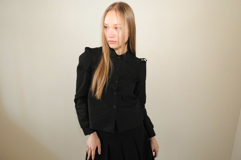 Ribbon bishop shirt