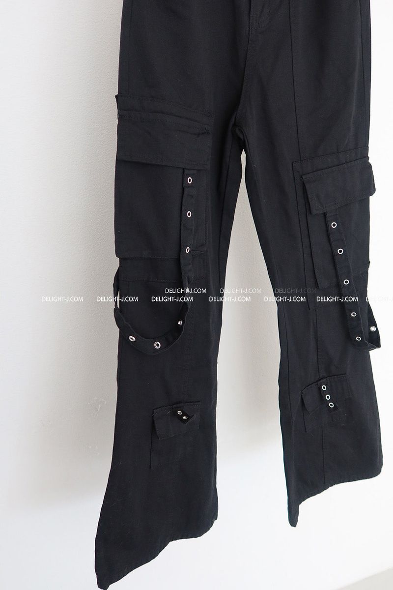 Punching Strap Cargo Bootcut Pants