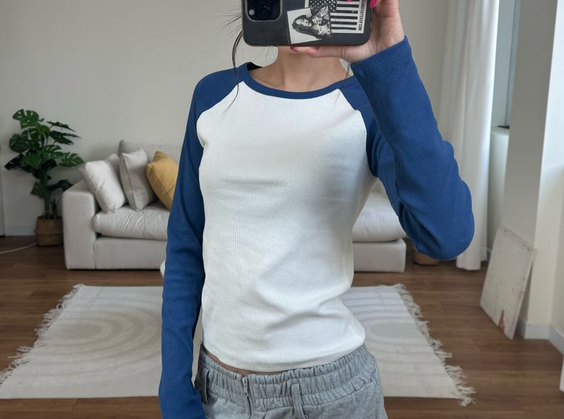 classic raglan tee