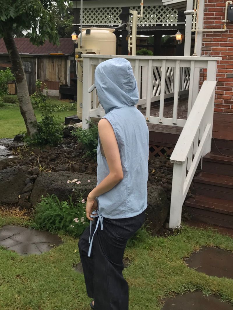 Allen nylon vest