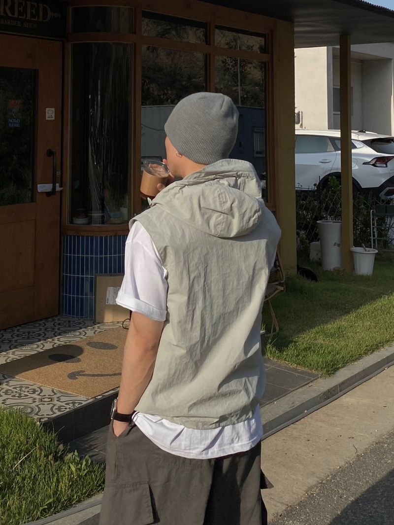 Nylon Pocket Hooded Vest 3C