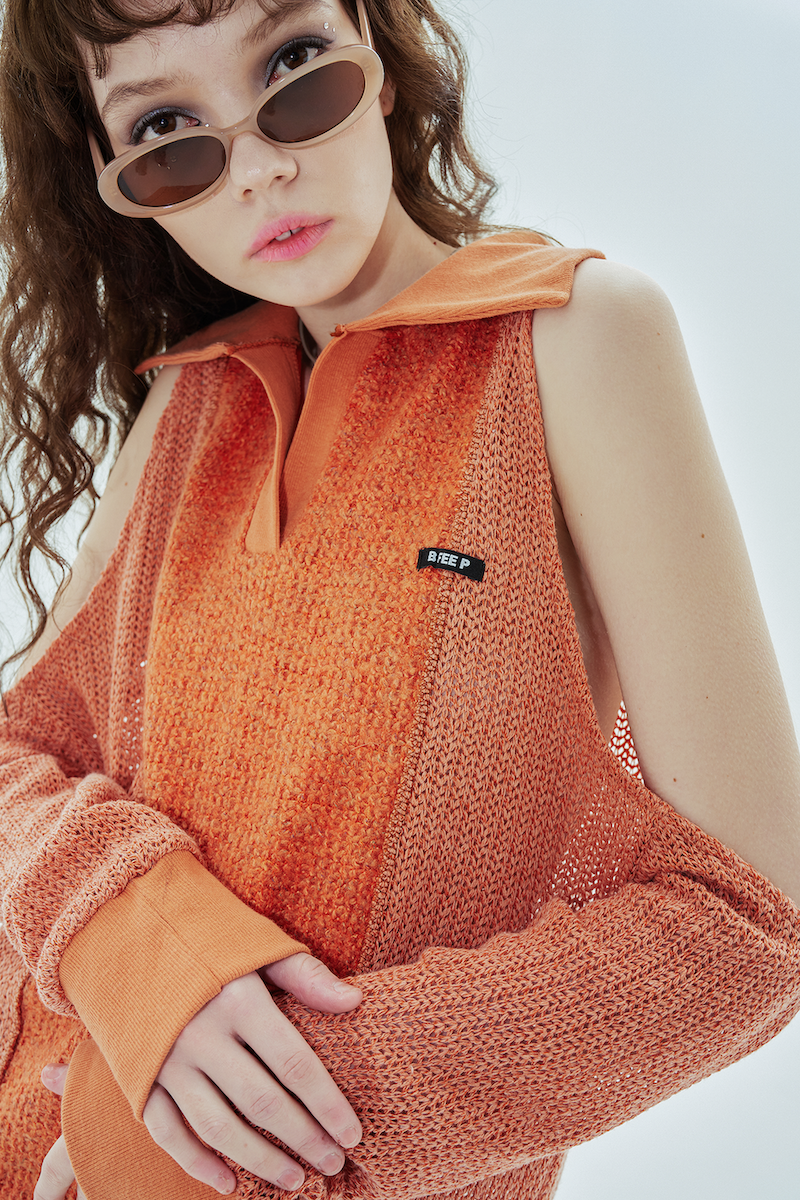 hole collar knit_orange
