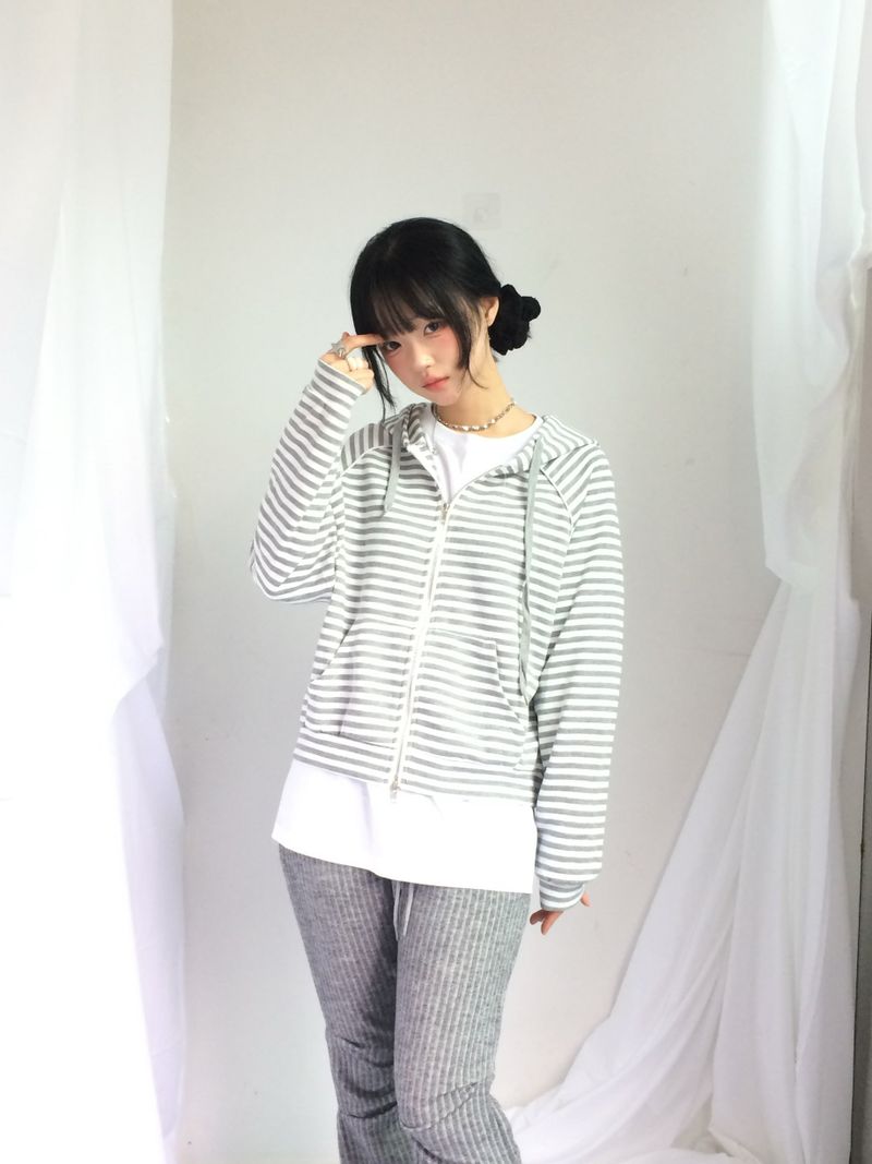 Stripe bootcut banding pants