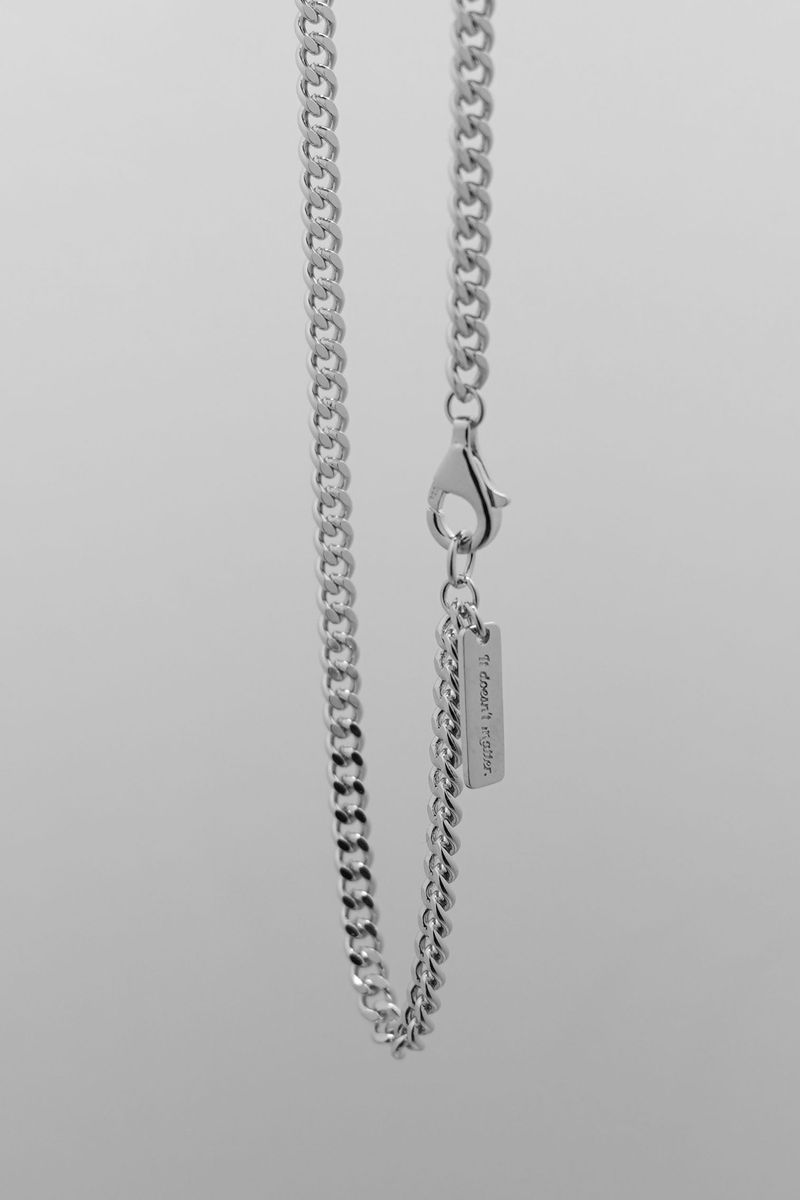 Curb chain necklace