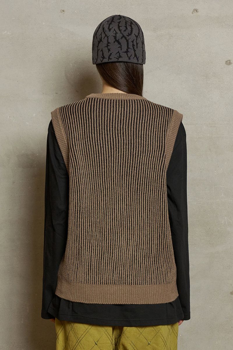 STRATUM KNIT VEST