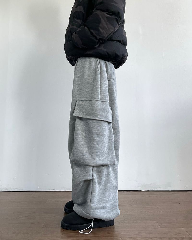 May Big Cargo Napping Sweatpants
