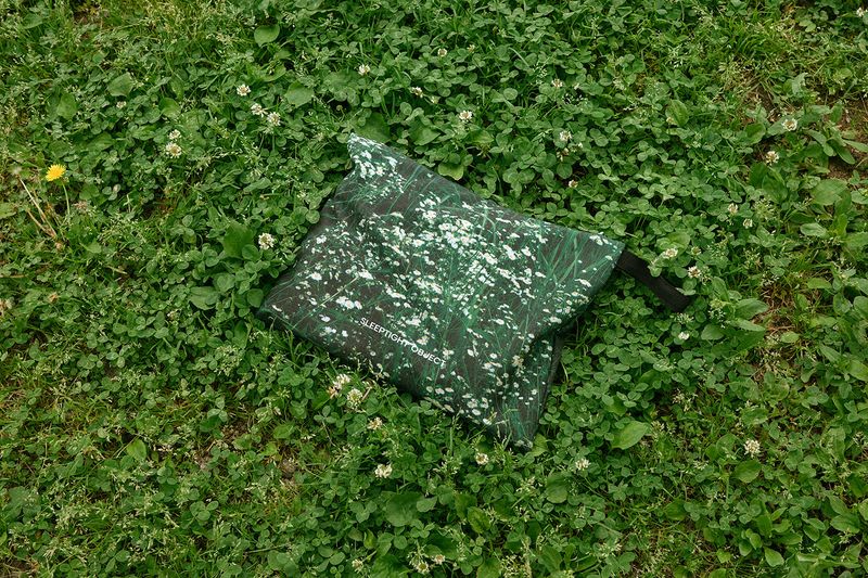 green bloom picnic mat