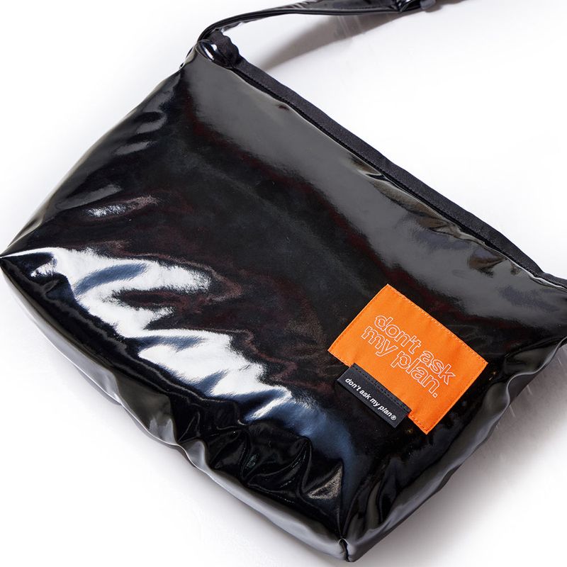 2WAY PADDED MESSENGER BAG_BLACK