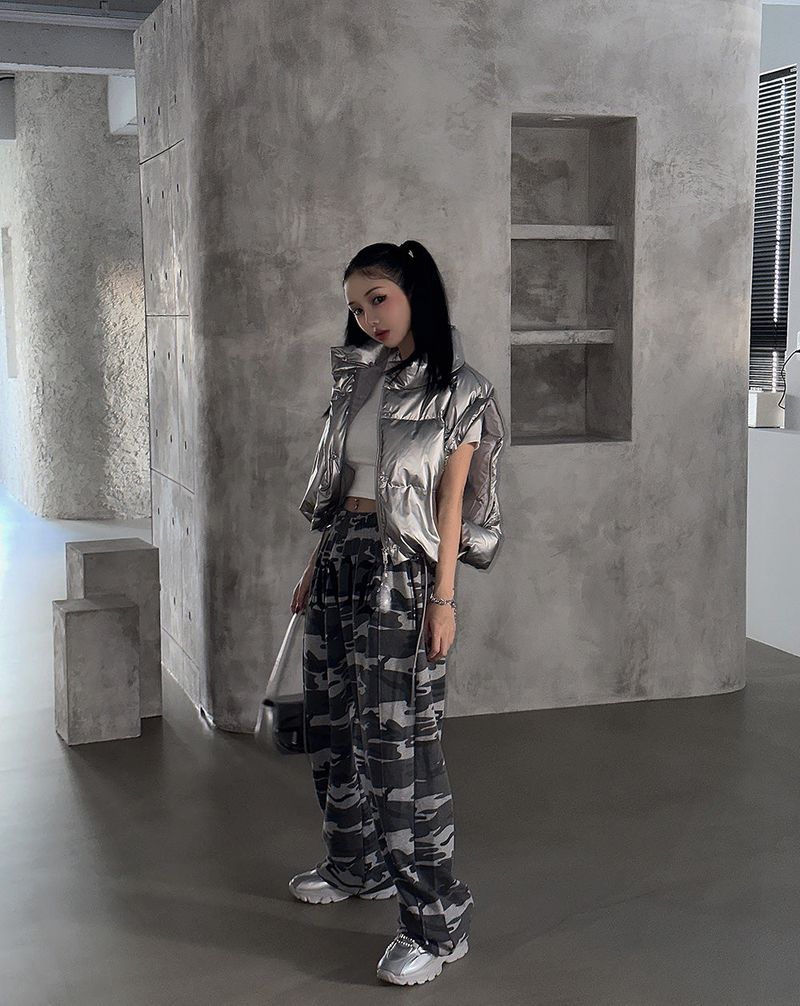 Camouflage Lettering Jogger Pants