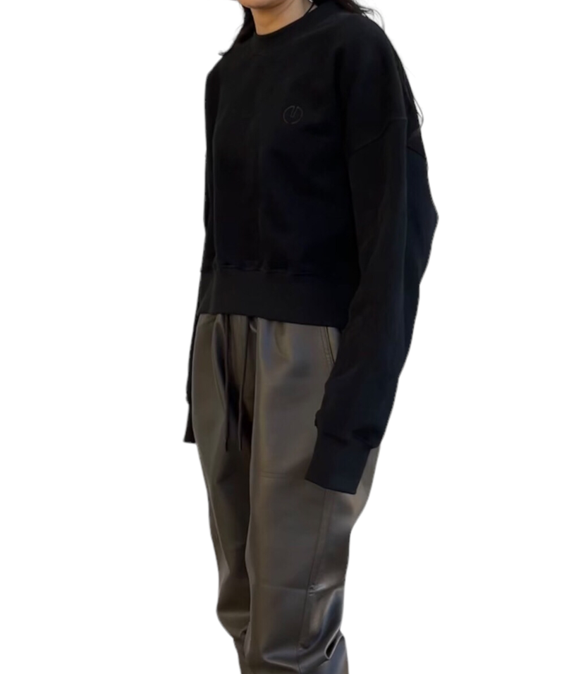エンボスクロップドスウェット / Emboss Cropped Sweat-BLACK