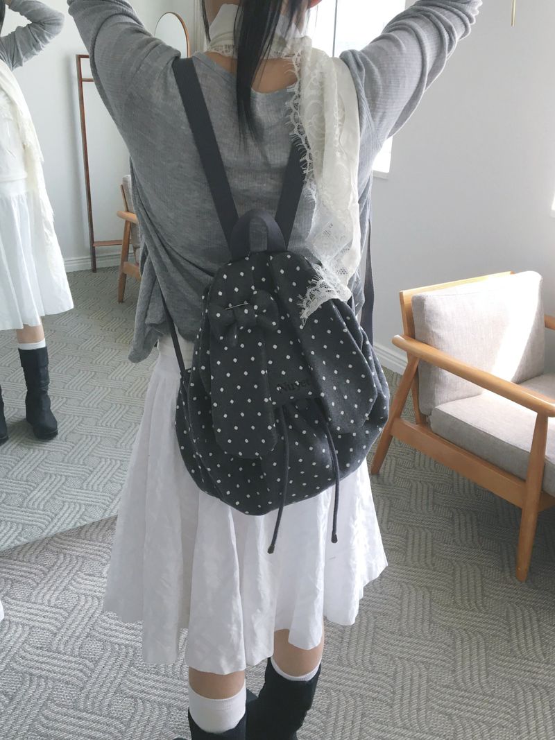 Pudgy bunny backpack _ Dark grey