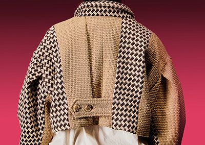 Three-Tuck Sleeve Checkered Coloring Cropped Jacket (Beige)