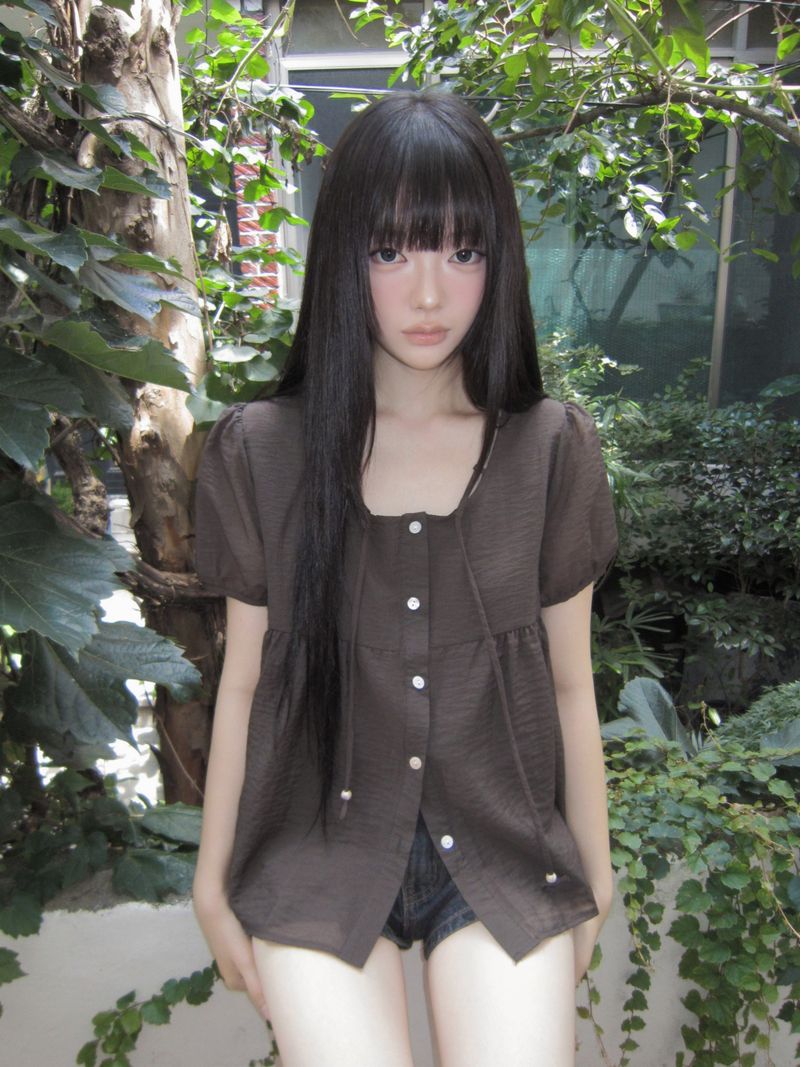 Yoka String Short-Sleeve Blouse
