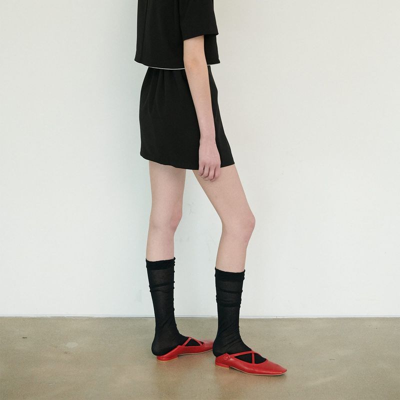  LINE MINI SKIRT, BLACK