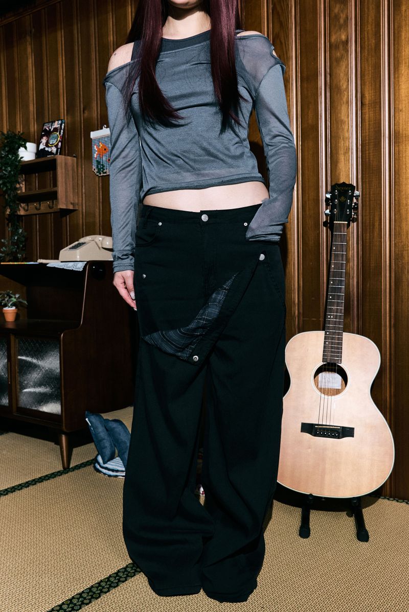 Check asymmetric button wide pants