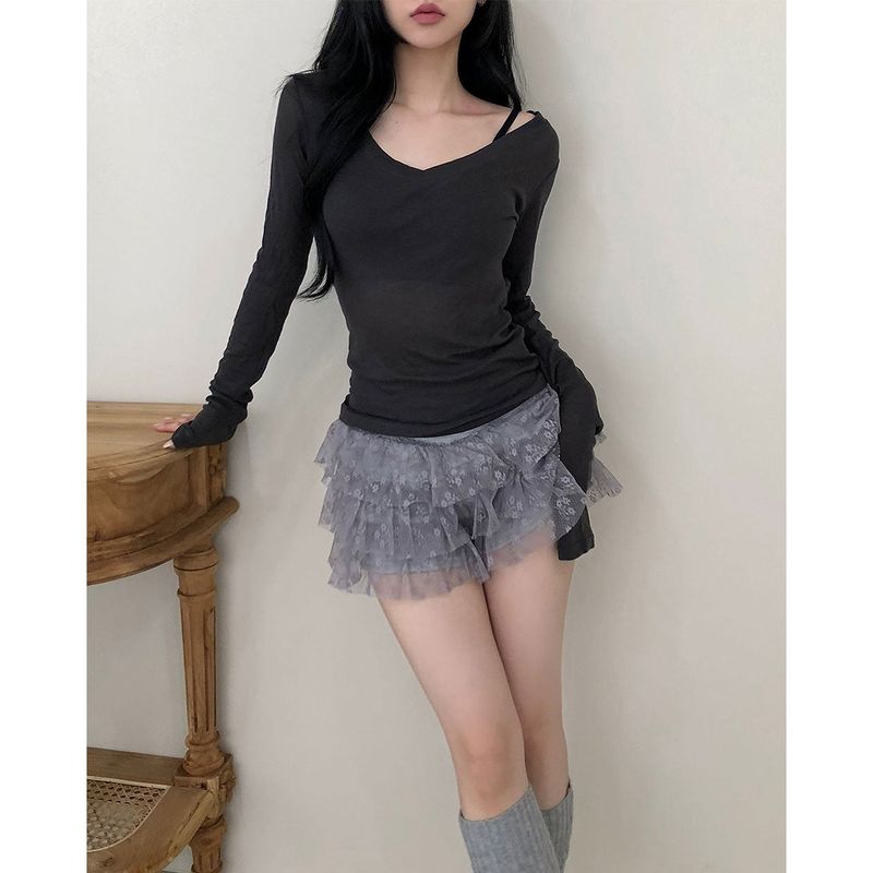Back Slit V-neck T