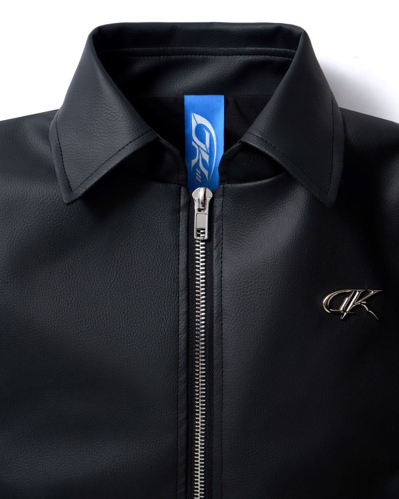 PADDED-SHOULDER LEATHER JACKET