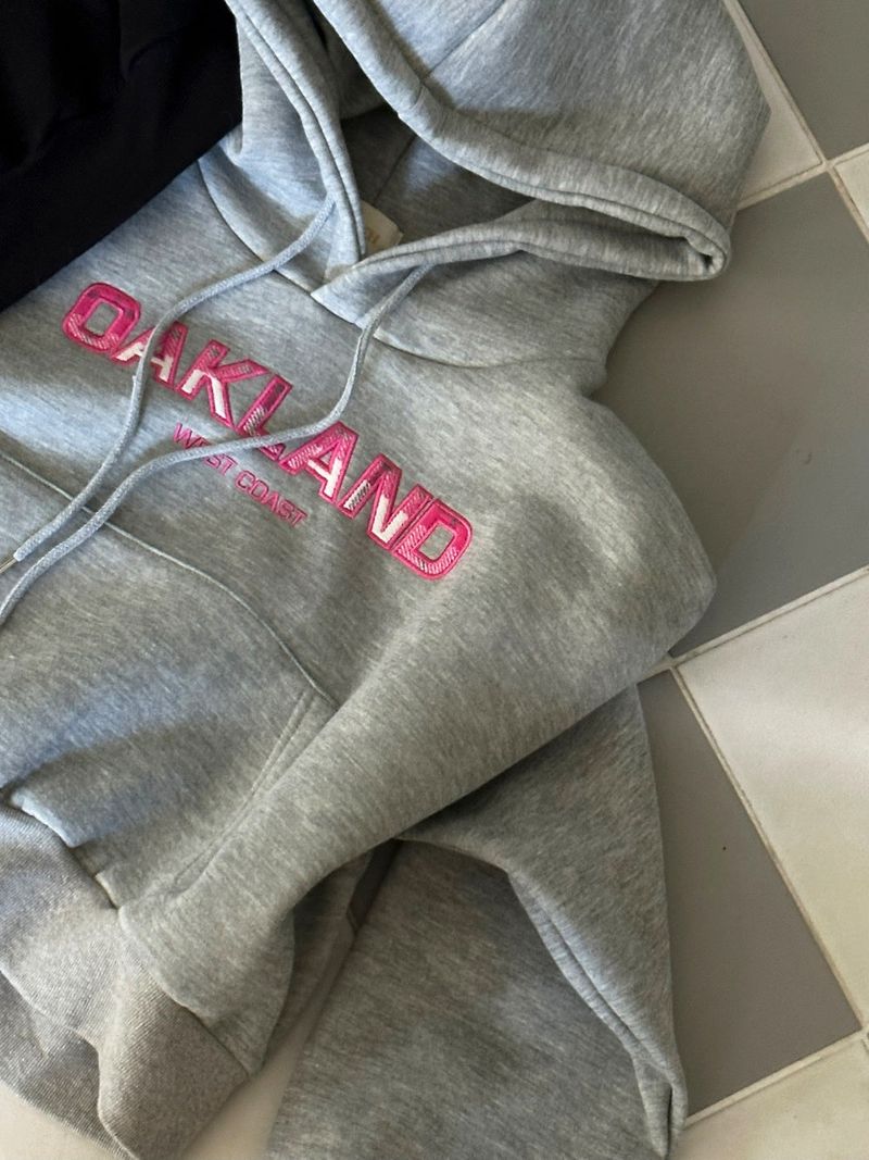 Oakland crop hood
