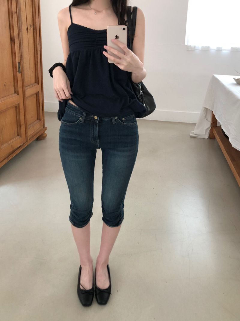 Kitten（キッテン）の「Hickie Shirring Capri Pants (one color)（Pants）」