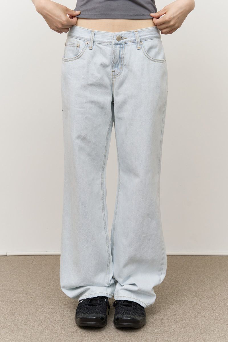 (W) Esu Ice Straight Denim