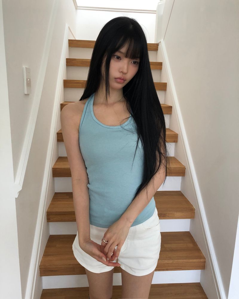 Uzel Halter Neck Slim Sleeveless Top