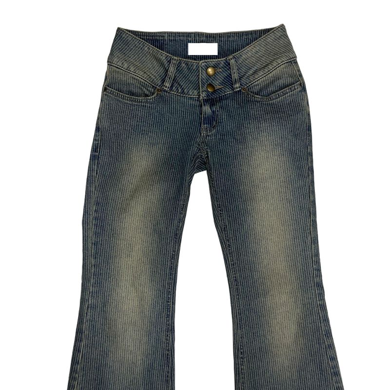 Grunge boots cut denim pants