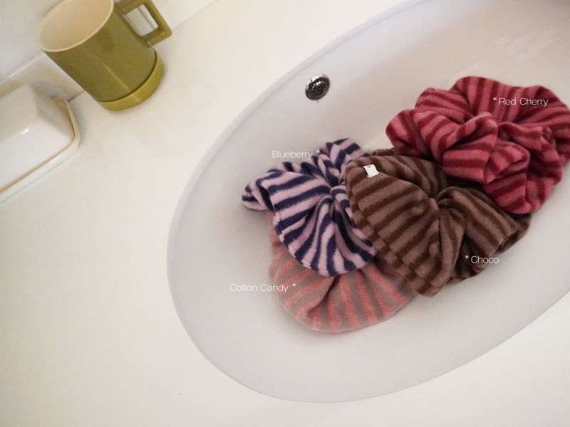 Piggy Scrunchie - 4 Color