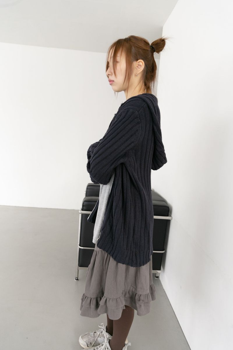 omoosoohy（オムスヒ）の「cable knitting hood zip-up(3colors)（Tops）」