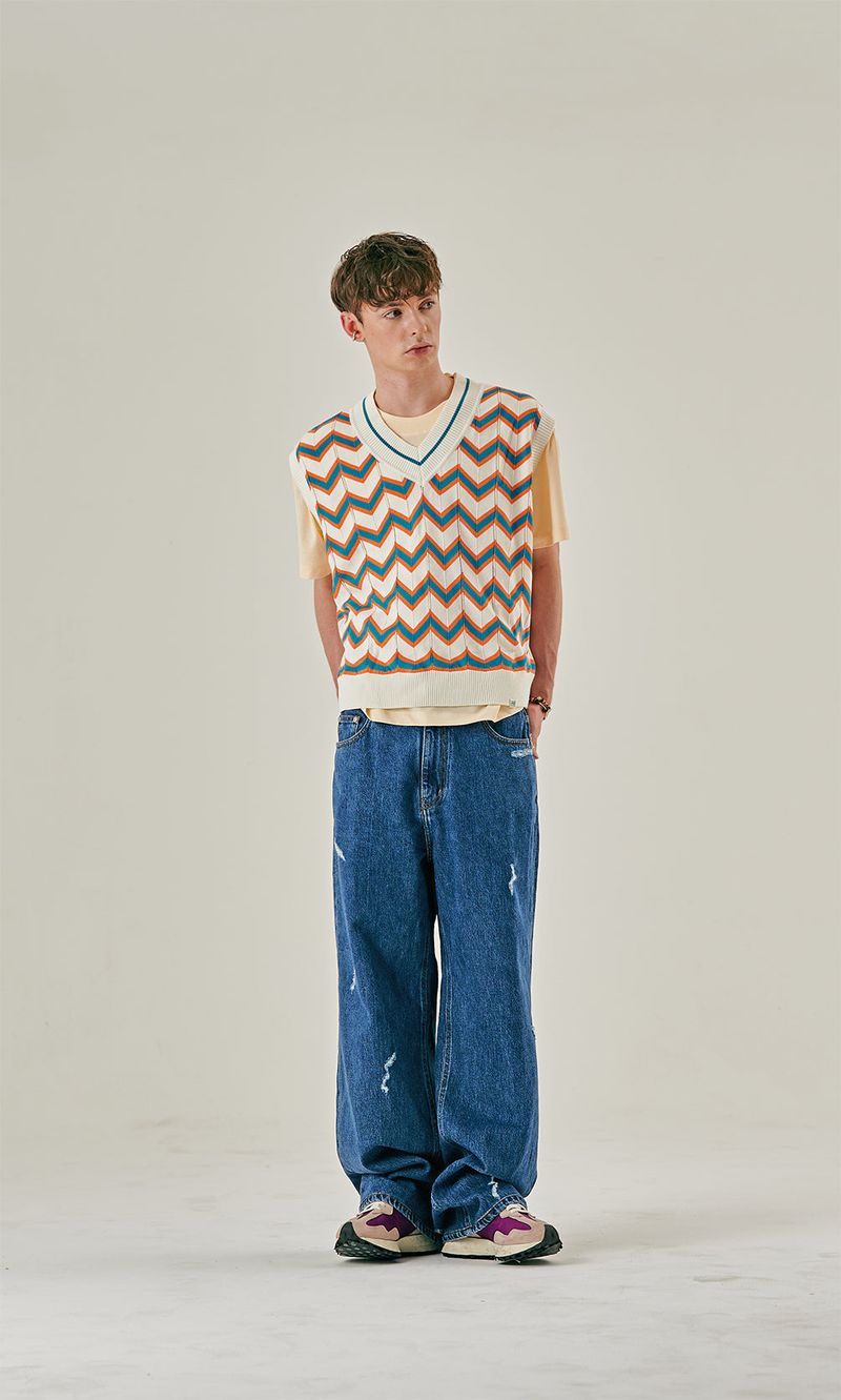 FRIEZE KNIT VEST