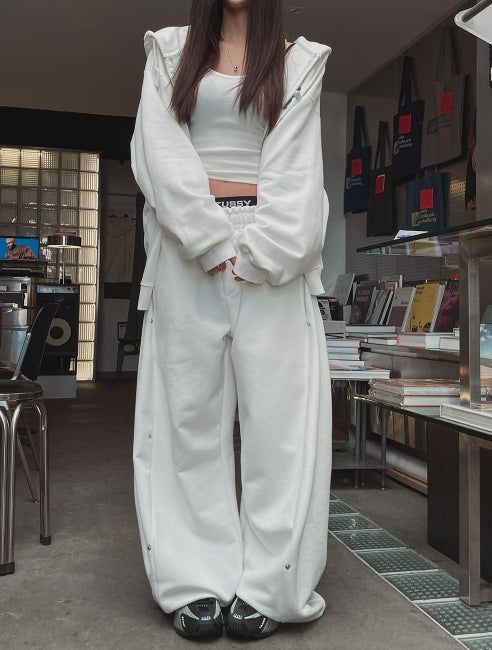 バタサイドスナップバルーントレーニングパンツ