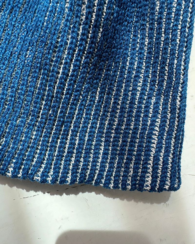 a two-tone ribbed beanie
