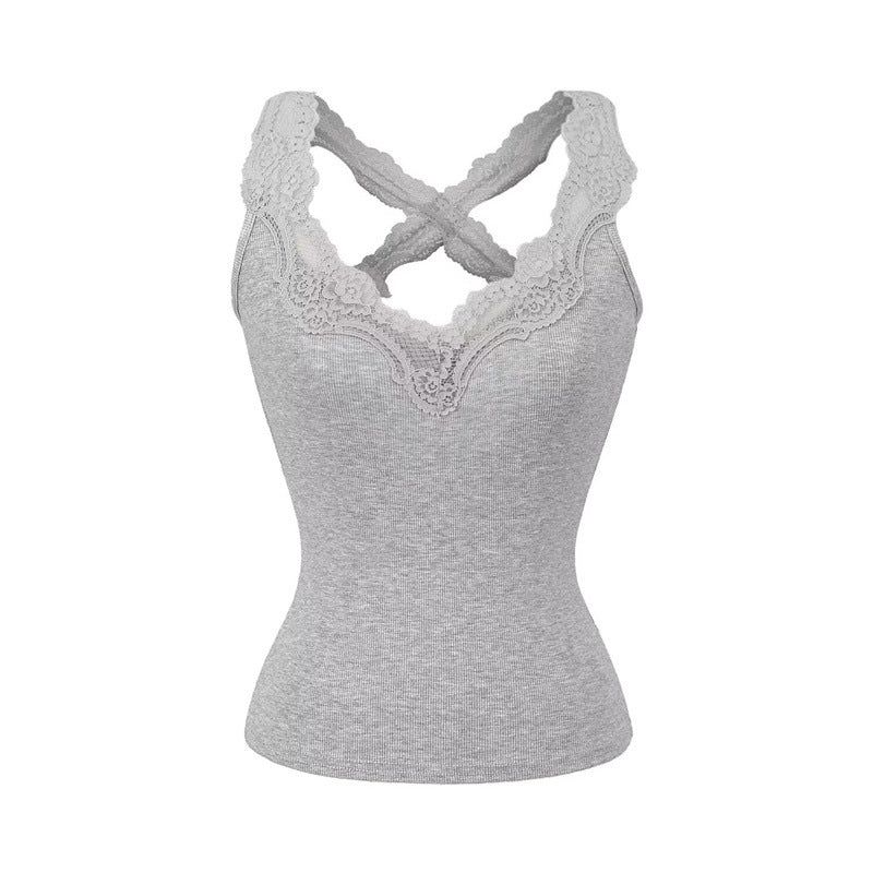 Cozy&Kitsch（コージーアンドキッチ）の「Alessa Lace Cross Camisole（Tops）」