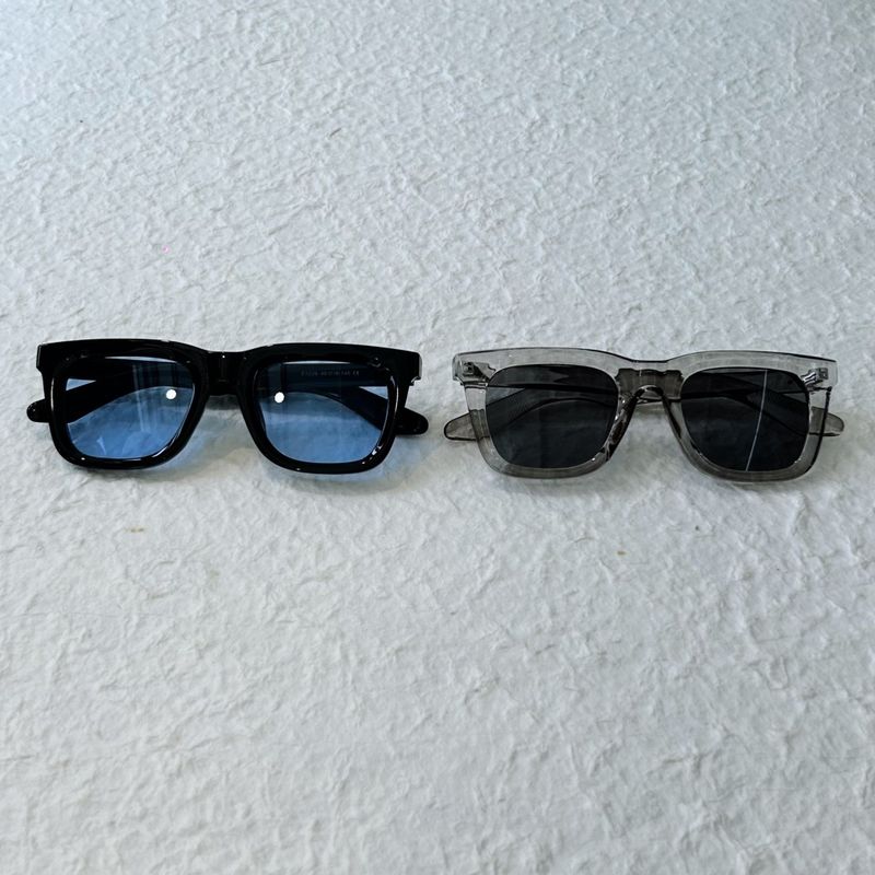 Bold Frame Sunglasses